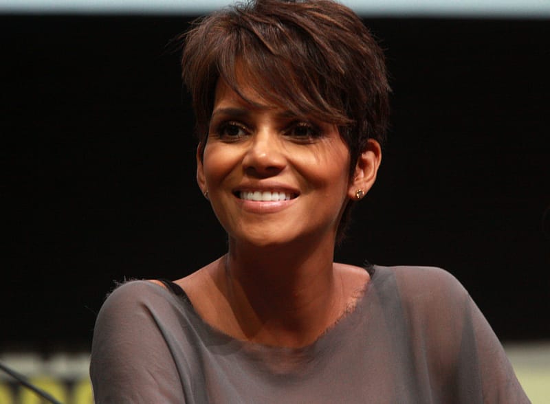 Halle Berry talks playing Storm in "X-Men: Days of Future Past" (2014) at the 2013 San Diego Comic Con International. Photo by Gage Skidmore via Flickr, licensed under CC BY-SA 2.0.